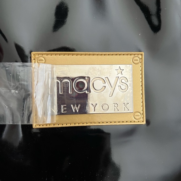 New Macys Large Black Patent Tote Bag - Picture 9 of 11